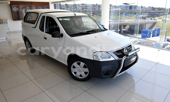 Buy Used Nissan NV200 White Car in Livingstone in Zambia