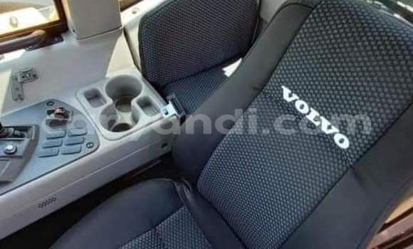 Tenga Tsaru Volvo F4 Zvimwe Rori in Lusaka in Zambia Tenga Tsaru Volvo F4 Zvimwe Rori in Lusaka in Zambia