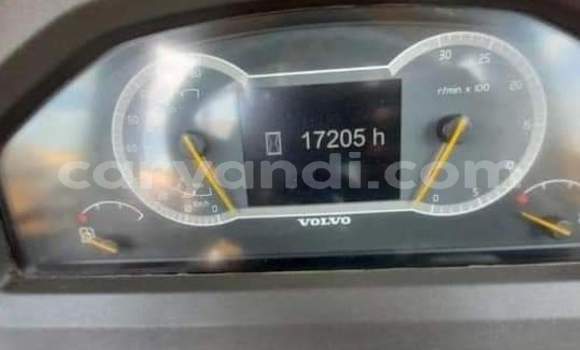 Tenga Tsaru Volvo F4 Zvimwe Rori in Lusaka in Zambia Tenga Tsaru Volvo F4 Zvimwe Rori in Lusaka in Zambia