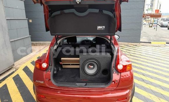 Tenga Tsaru Nissan Juke Tsvuku Mota in Livingstone in Zambia Tenga Tsaru Nissan Juke Tsvuku Mota in Livingstone in Zambia