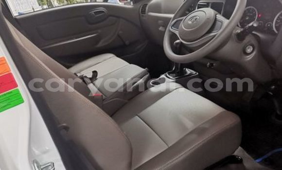 Tenga Tsaru Hyundai H200 Chena Mota in Livingstone in Zambia Tenga Tsaru Hyundai H200 Chena Mota in Livingstone in Zambia