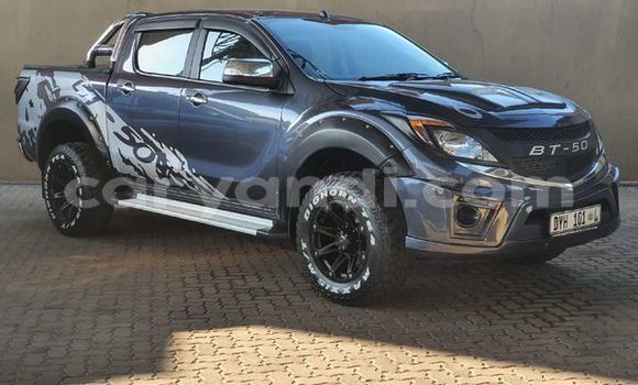 Acheter Occasion Voiture Mazda BT-50 Noir à Livingstone, Zambie