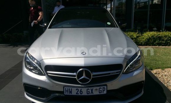 Acheter Occasion Voiture Mercedes‒Benz C-klasse AMG Gris à Livingstone, Zambie Acheter Occasion Voiture Mercedes‒Benz C-klasse AMG Gris à Livingstone, Zambie