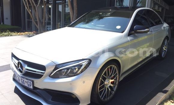 Acheter Occasion Voiture Mercedes‒Benz C-klasse AMG Gris à Livingstone, Zambie Acheter Occasion Voiture Mercedes‒Benz C-klasse AMG Gris à Livingstone, Zambie