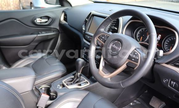 Buy Used Jeep Cherokee Silver Car in Livingstone in Zambia Buy Used Jeep Cherokee Silver Car in Livingstone in Zambia