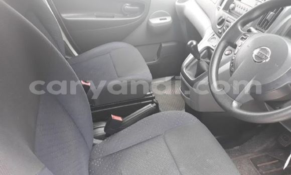Acheter Occasion Voiture Nissan NV200 Blanc à Livingstone, Zambie Acheter Occasion Voiture Nissan NV200 Blanc à Livingstone, Zambie