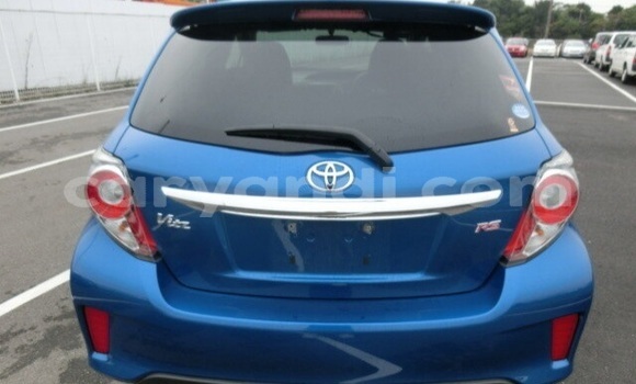 Nunua Ilio tumika Toyota Vitz Bluu Gari ndani ya Livingstone nchini Zambia Nunua Ilio tumika Toyota Vitz Bluu Gari ndani ya Livingstone nchini Zambia
