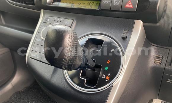 Tenga Tsaru Toyota Wish Bhuruu Mota in Livingstone in Zambia Tenga Tsaru Toyota Wish Bhuruu Mota in Livingstone in Zambia