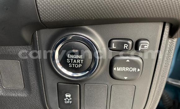 Tenga Tsaru Toyota Wish Bhuruu Mota in Livingstone in Zambia Tenga Tsaru Toyota Wish Bhuruu Mota in Livingstone in Zambia