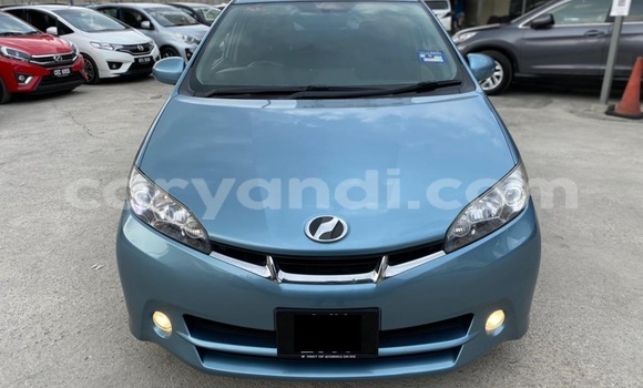 Tenga Tsaru Toyota Wish Bhuruu Mota in Livingstone in Zambia Tenga Tsaru Toyota Wish Bhuruu Mota in Livingstone in Zambia