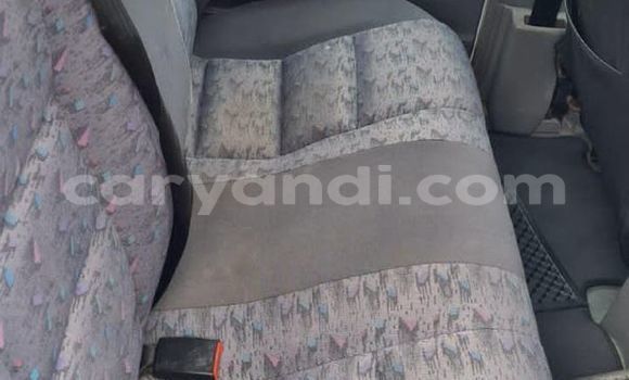 Acheter Occasion Voiture Isuzu KB Blanc à Livingstone, Zambie Acheter Occasion Voiture Isuzu KB Blanc à Livingstone, Zambie