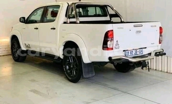 Buy Used Toyota Hilux White Car in Ndola in Zambia Buy Used Toyota Hilux White Car in Ndola in Zambia