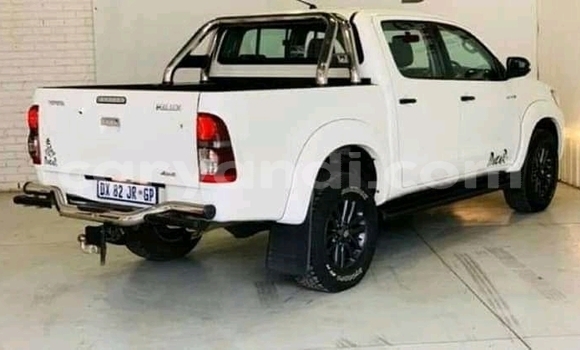 Buy Used Toyota Hilux White Car in Ndola in Zambia Buy Used Toyota Hilux White Car in Ndola in Zambia