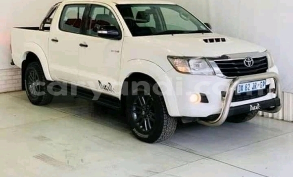 Buy Used Toyota Hilux White Car in Ndola in Zambia Buy Used Toyota Hilux White Car in Ndola in Zambia