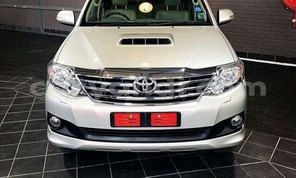 Buy Used Toyota Fortuner Silver Car in Livingstone in Zambia Buy Used Toyota Fortuner Silver Car in Livingstone in Zambia