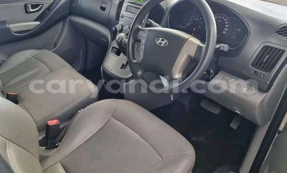 Buy Used Hyundai H1 Silver Car in Livingstone in Zambia Buy Used Hyundai H1 Silver Car in Livingstone in Zambia