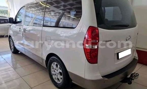 Buy Used Hyundai H1 Silver Car in Livingstone in Zambia Buy Used Hyundai H1 Silver Car in Livingstone in Zambia