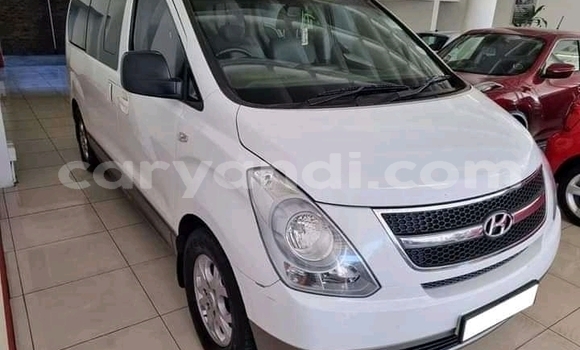 Buy Used Hyundai H1 Silver Car in Livingstone in Zambia Buy Used Hyundai H1 Silver Car in Livingstone in Zambia