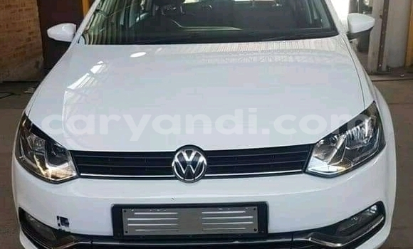 Acheter Occasion Voiture Volkswagen Polo Blanc à Livingstone, Zambie