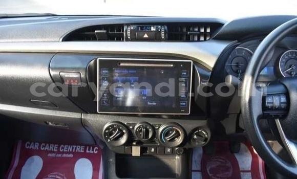 Tenga Tsaru Toyota Hilux Bhurawuni Mota in Livingstone in Zambia Tenga Tsaru Toyota Hilux Bhurawuni Mota in Livingstone in Zambia