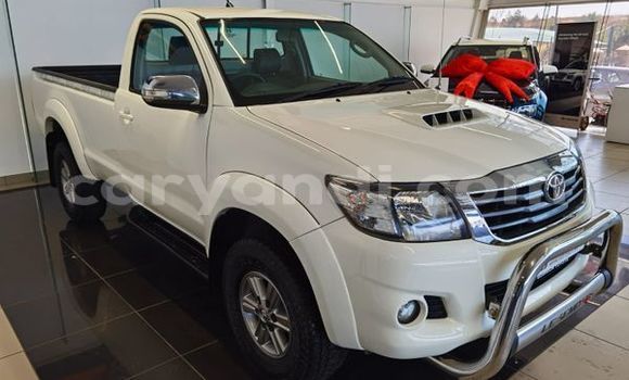 Acheter Occasion Voiture Toyota Hilux Blanc à Livingstone, Zambie Acheter Occasion Voiture Toyota Hilux Blanc à Livingstone, Zambie