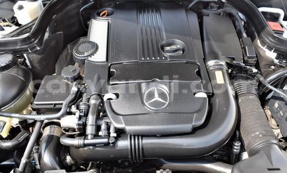 Acheter Occasion Voiture Mercedes‒Benz C–Class Blanc à Livingstone, Zambie Acheter Occasion Voiture Mercedes‒Benz C–Class Blanc à Livingstone, Zambie