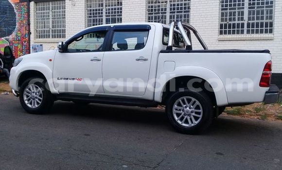 Tenga Tsaru Toyota Hilux Chena Mota in Livingstone in Zambia Tenga Tsaru Toyota Hilux Chena Mota in Livingstone in Zambia