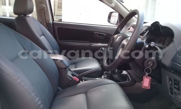 Tenga Tsaru Toyota Hilux Chena Mota in Livingstone in Zambia Tenga Tsaru Toyota Hilux Chena Mota in Livingstone in Zambia