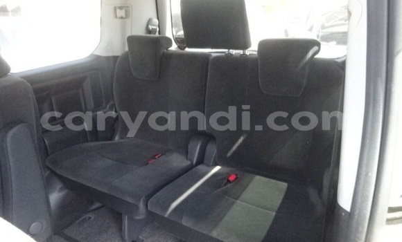 Acheter Occasion Voiture Toyota Noah Gris à Livingstone, Zambie Acheter Occasion Voiture Toyota Noah Gris à Livingstone, Zambie