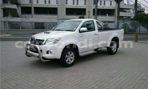 Buy Used Toyota Hilux White Car in Isoka in Northern Buy Used Toyota Hilux White Car in Isoka in Northern