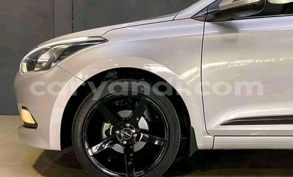 Acheter Occasion Voiture Hyundai i20 Gris à Kalomo, Du sud Acheter Occasion Voiture Hyundai i20 Gris à Kalomo, Du sud