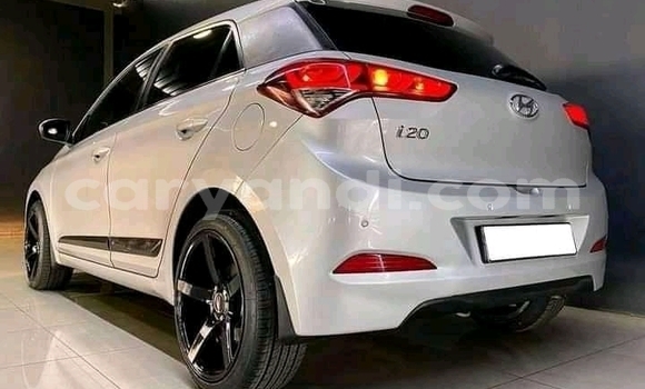 Acheter Occasion Voiture Hyundai i20 Gris à Kalomo, Du sud Acheter Occasion Voiture Hyundai i20 Gris à Kalomo, Du sud