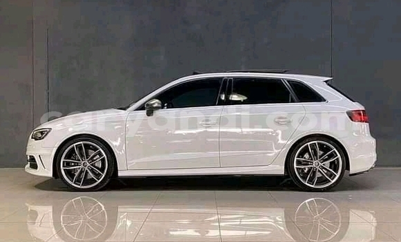 Acheter Occasion Voiture Audi S3 Blanc à Livingstone, Zambie Acheter Occasion Voiture Audi S3 Blanc à Livingstone, Zambie