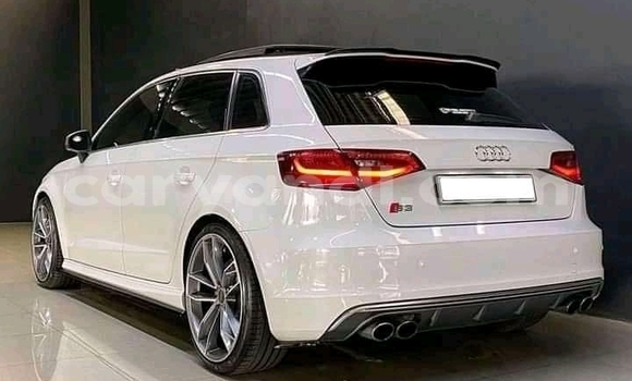 Acheter Occasion Voiture Audi S3 Blanc à Livingstone, Zambie Acheter Occasion Voiture Audi S3 Blanc à Livingstone, Zambie