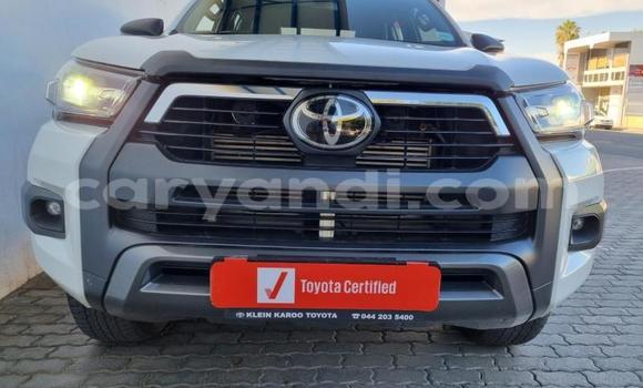 Acheter Occasion Voiture Toyota Hilux Blanc à Lusaka, Zambie Acheter Occasion Voiture Toyota Hilux Blanc à Lusaka, Zambie