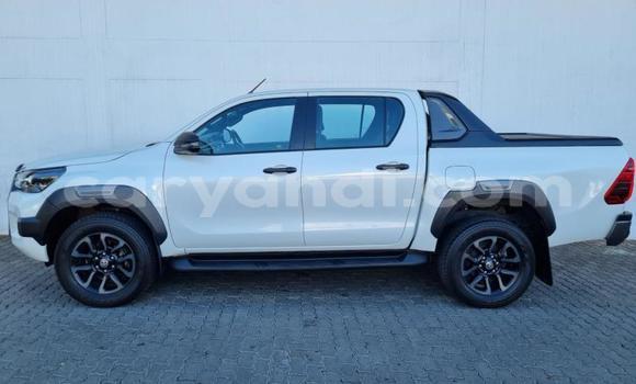 Acheter Occasion Voiture Toyota Hilux Blanc à Lusaka, Zambie Acheter Occasion Voiture Toyota Hilux Blanc à Lusaka, Zambie