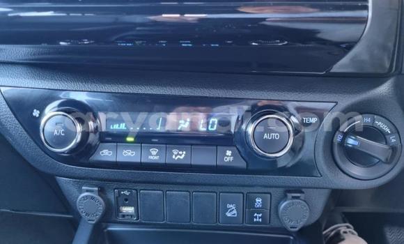 Acheter Occasion Voiture Toyota Hilux Blanc à Lusaka, Zambie Acheter Occasion Voiture Toyota Hilux Blanc à Lusaka, Zambie