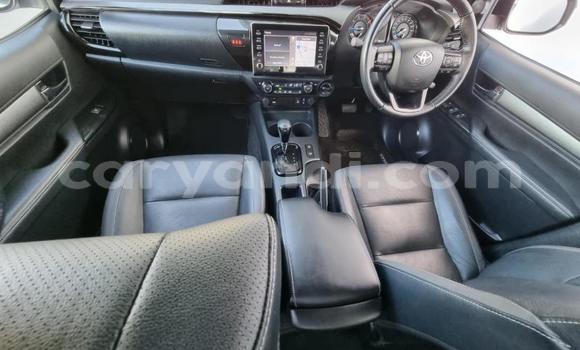 Acheter Occasion Voiture Toyota Hilux Blanc à Lusaka, Zambie Acheter Occasion Voiture Toyota Hilux Blanc à Lusaka, Zambie