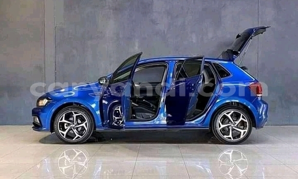 Acheter Occasion Voiture Volkswagen Polo Bleu à Kalabo, Occidental Acheter Occasion Voiture Volkswagen Polo Bleu à Kalabo, Occidental
