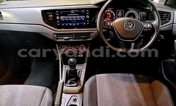 Acheter Occasion Voiture Volkswagen Polo Bleu à Kalabo, Occidental Acheter Occasion Voiture Volkswagen Polo Bleu à Kalabo, Occidental