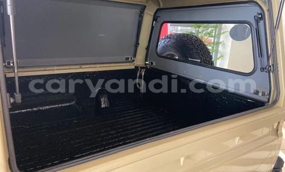 Acheter Occasion Voiture Toyota Land Cruiser Marron à Livingstone, Zambie Acheter Occasion Voiture Toyota Land Cruiser Marron à Livingstone, Zambie