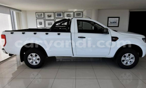 Acheter Occasion Voiture Ford Ranger Blanc à Livingstone, Zambie Acheter Occasion Voiture Ford Ranger Blanc à Livingstone, Zambie