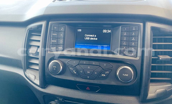 Acheter Occasion Voiture Ford Ranger Blanc à Livingstone, Zambie Acheter Occasion Voiture Ford Ranger Blanc à Livingstone, Zambie