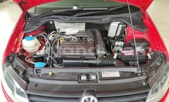 Tenga Tsaru Volkswagen Polo Tsvuku Mota in Livingstone in Zambia Tenga Tsaru Volkswagen Polo Tsvuku Mota in Livingstone in Zambia