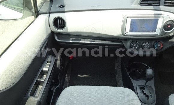 Nunua Ilio tumika Toyota Vitz Nyeupe Gari ndani ya Lusaka nchini Zambia Nunua Ilio tumika Toyota Vitz Nyeupe Gari ndani ya Lusaka nchini Zambia