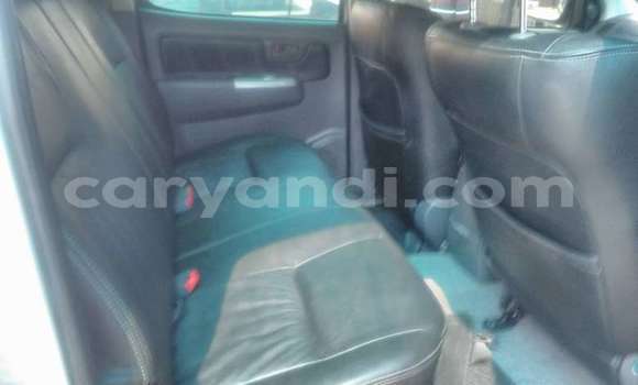 Buy Used Toyota Hilux Silver Car in Chilanga in Lusaka Buy Used Toyota Hilux Silver Car in Chilanga in Lusaka