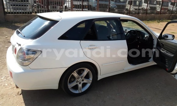 Buy Used Toyota Altezza White Car in Lusaka in Zambia Buy Used Toyota Altezza White Car in Lusaka in Zambia