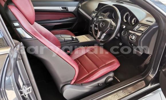 Tenga Tsaru Mercedes-Benz E-Classe Nhema Mota in Lusaka in Zambia Tenga Tsaru Mercedes-Benz E-Classe Nhema Mota in Lusaka in Zambia