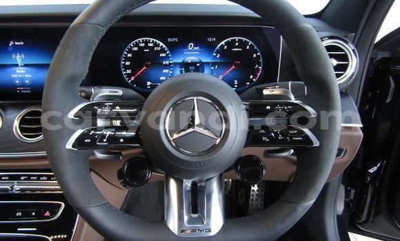 Buy Used Mercedes-Benz E-Classe Black Car in Lusaka in Zambia Buy Used Mercedes-Benz E-Classe Black Car in Lusaka in Zambia