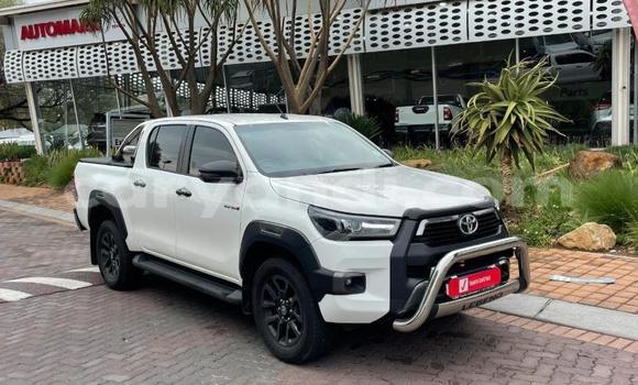 Buy Used Toyota Hilux White Car in Lusaka in Zambia Buy Used Toyota Hilux White Car in Lusaka in Zambia